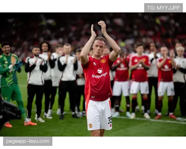 克鲁伊夫青训理念引领足球革新，全新策略聚焦未来巨星培养