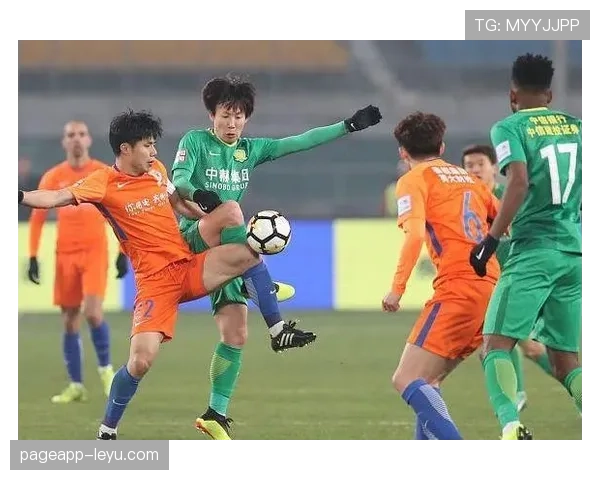 抱人犯规判罚到底有多严？裁判尺度为何常引争议